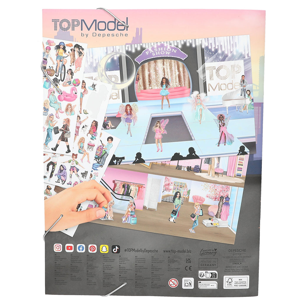 TopModel Sticker World, Sticker Book