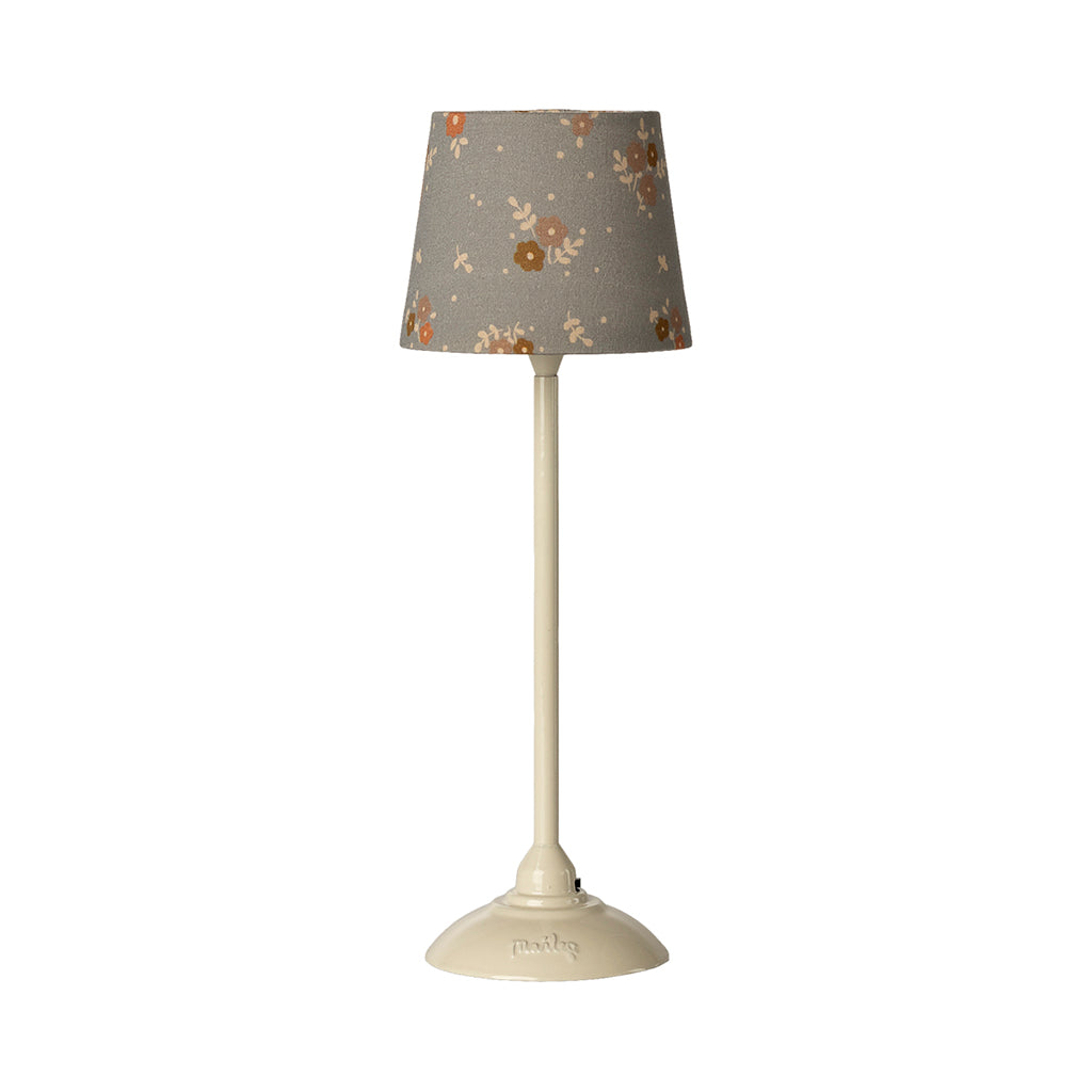 Maileg dukketilbehør til mus, miniature gulvlampe - Sand