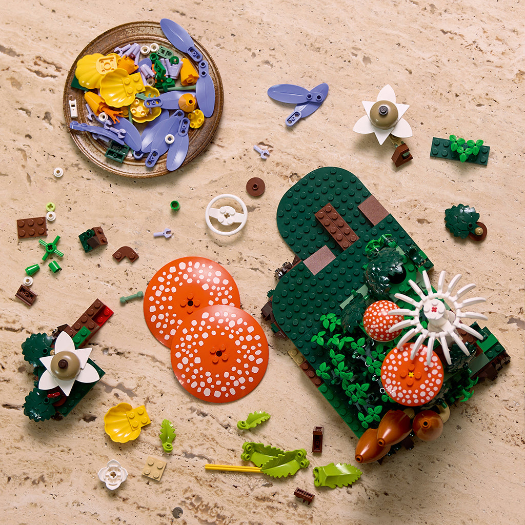 LEGO® Botanicals Forest Mushrooms Building Set 11505
