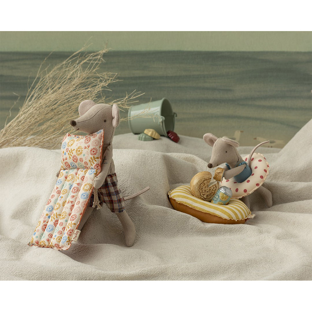 Maileg Beach Mouse with Air Mattress, Dad - Floral