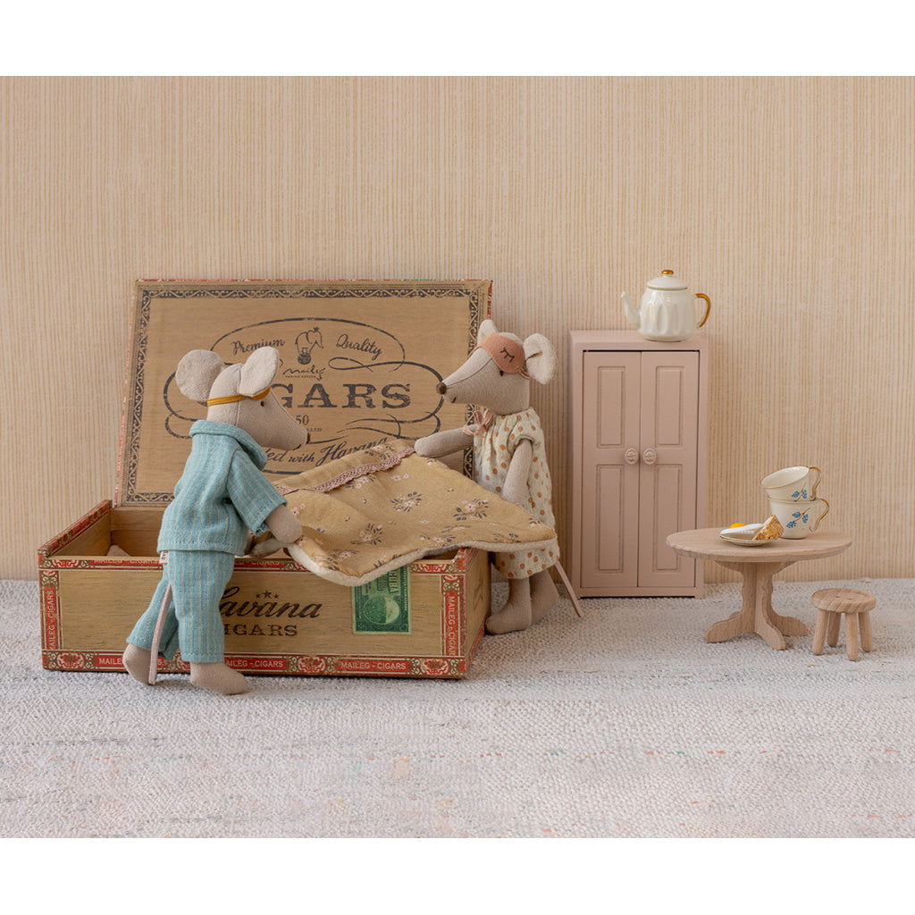 Maileg Mom and Dad Mice in Cigar Box