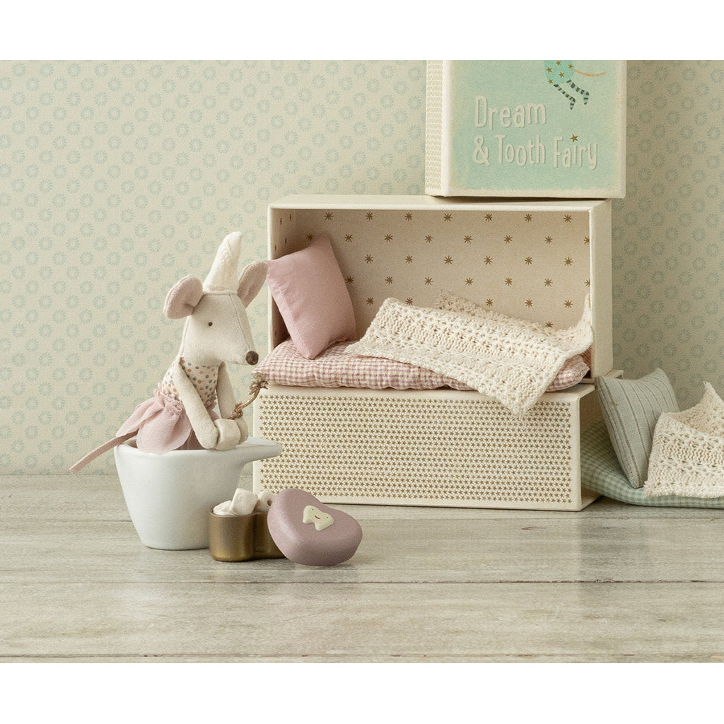 Maileg tin for milk teeth, Small Tooth Box - Heather