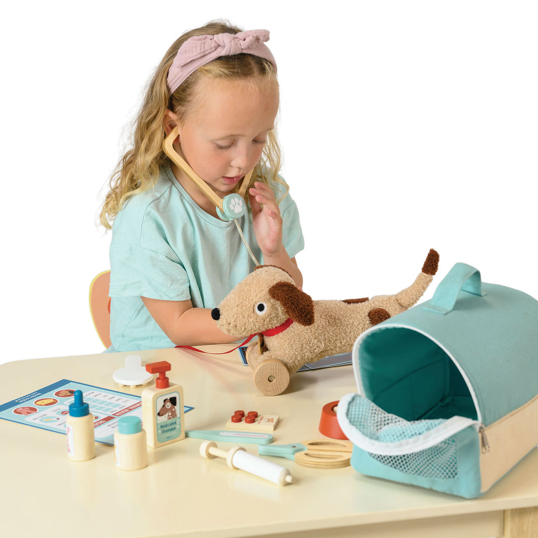 Tender Leaf, Veterinarian Kit