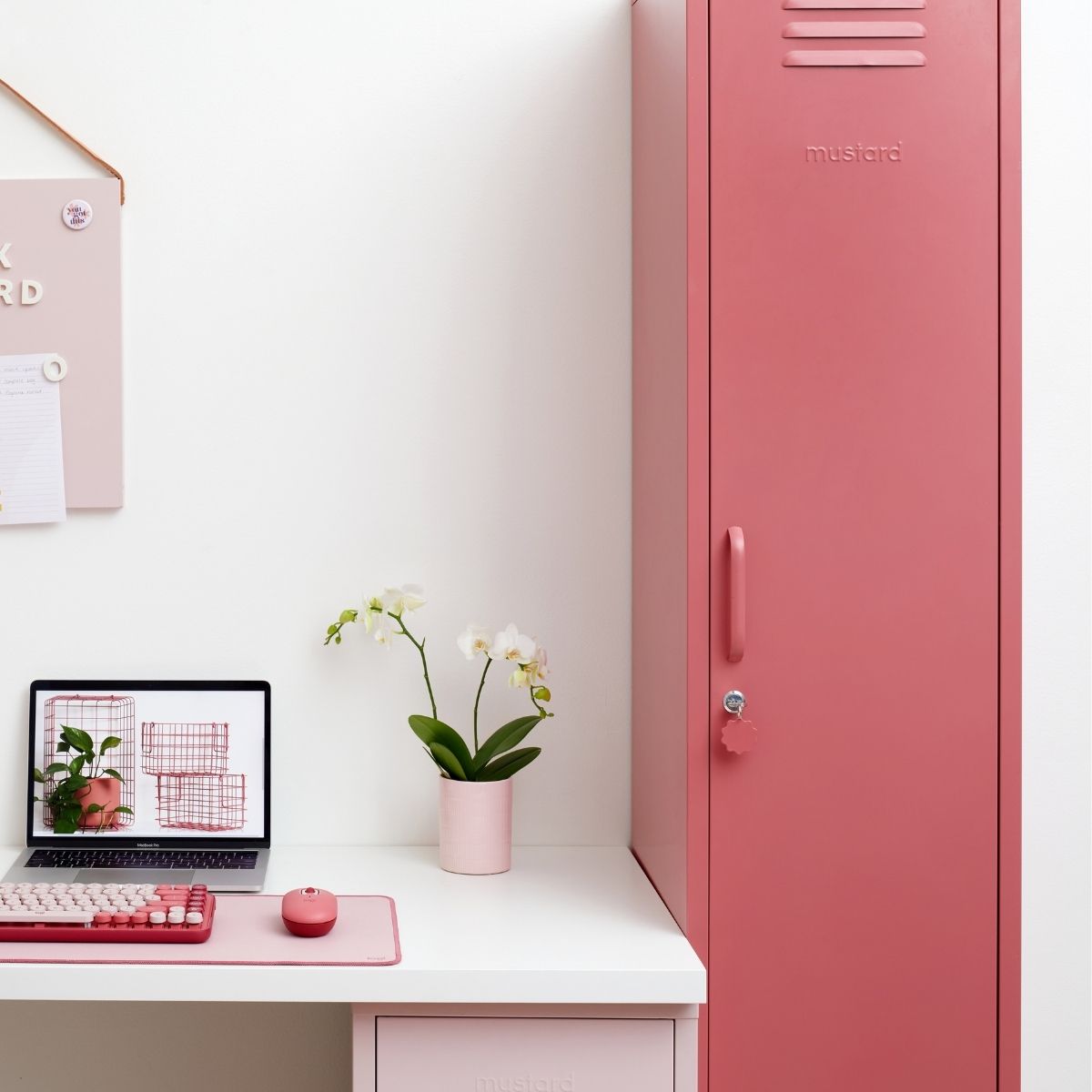 Mustard Made The Skinny Cabinet, Berry