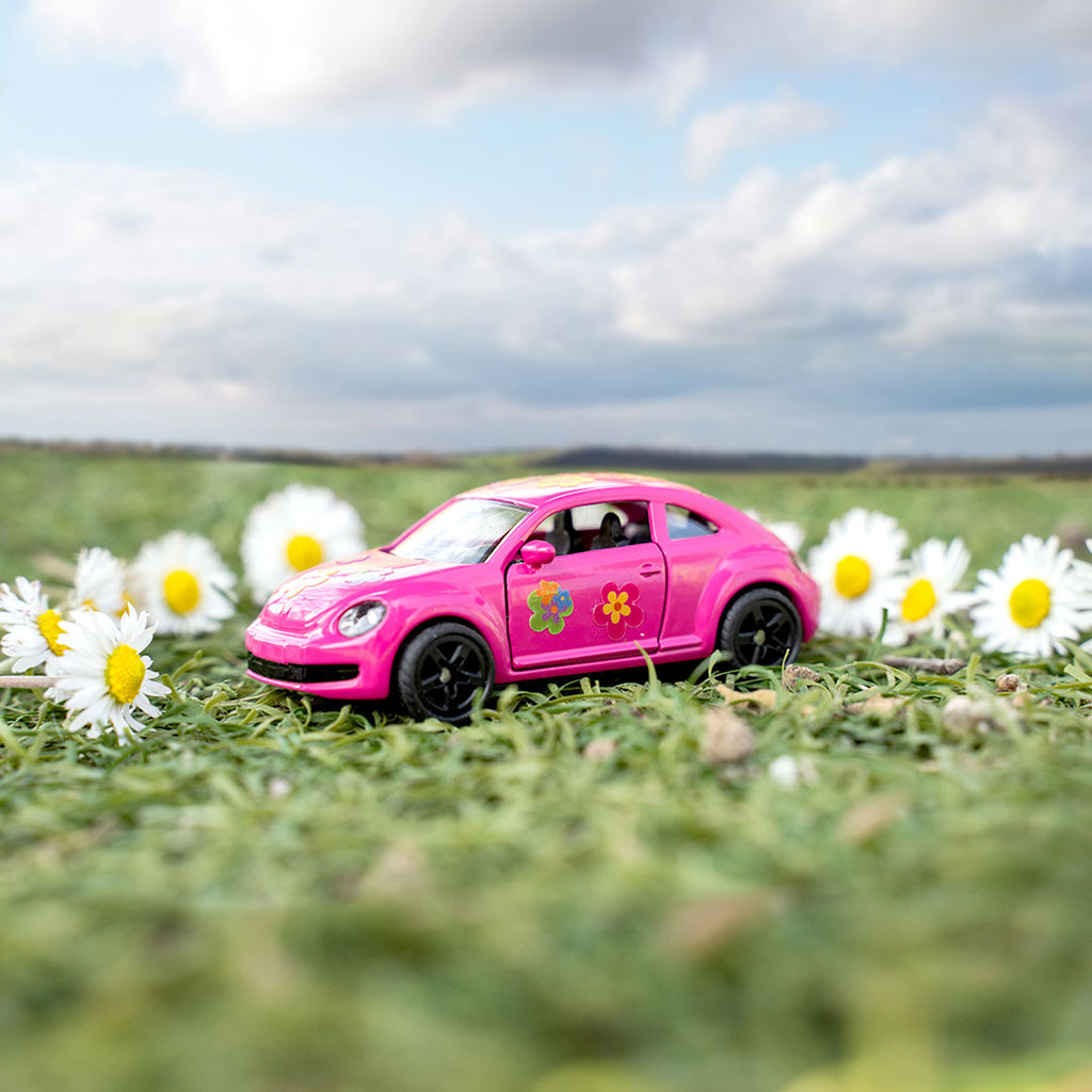 Siku Toy Car, VW The Beetle, Pink - 7.8 x 3.6 cm