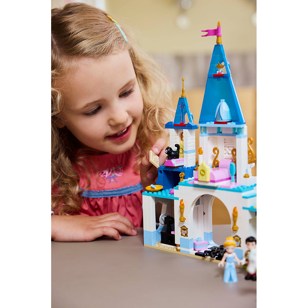 LEGO® Disney Princess™: Cinderella’s Castle & Carriage