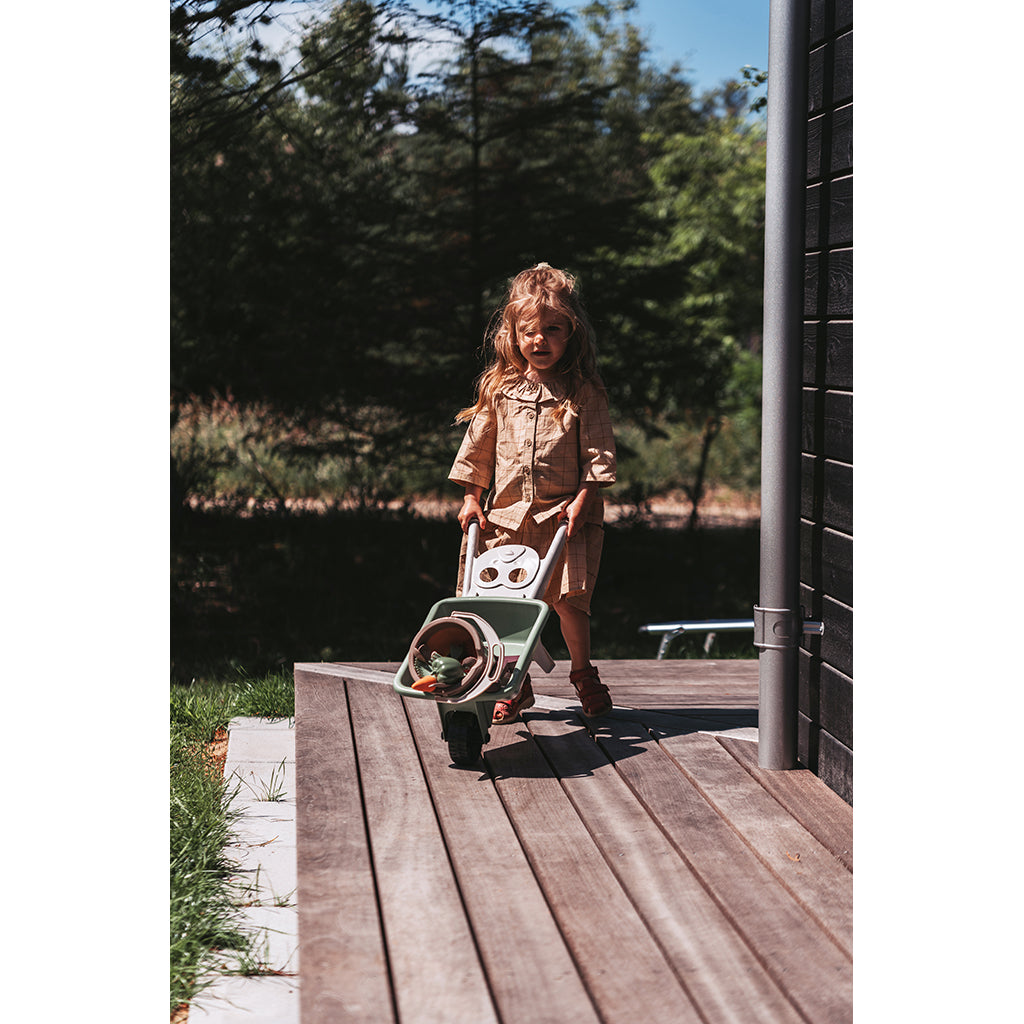 Dantoy Green Garden Wheelbarrow Set in Net, Swan Ecolabelled