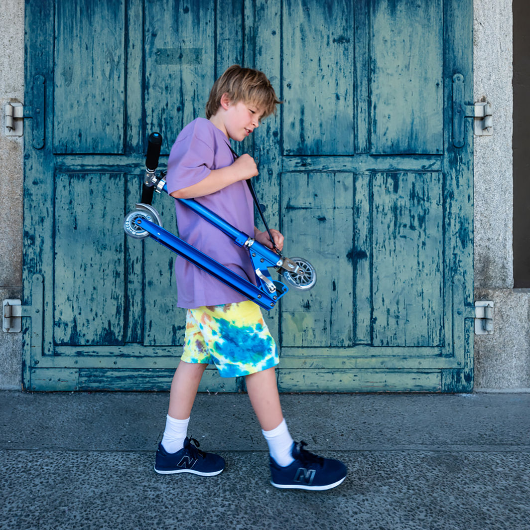 Micro Carry Strap for Scooter, Black Reflective