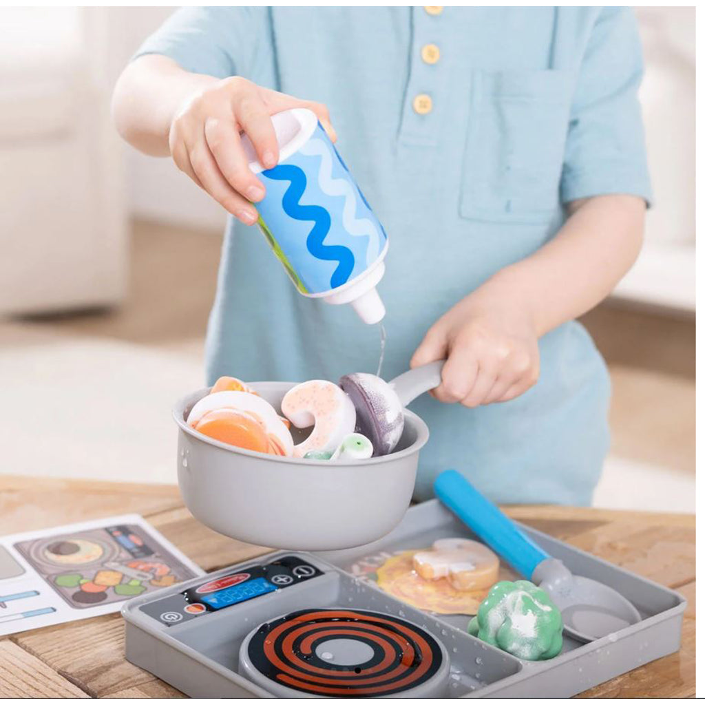 Melissa & Doug Water Wow Play Food with Water-Activated Color Change, Cooktop with Pot