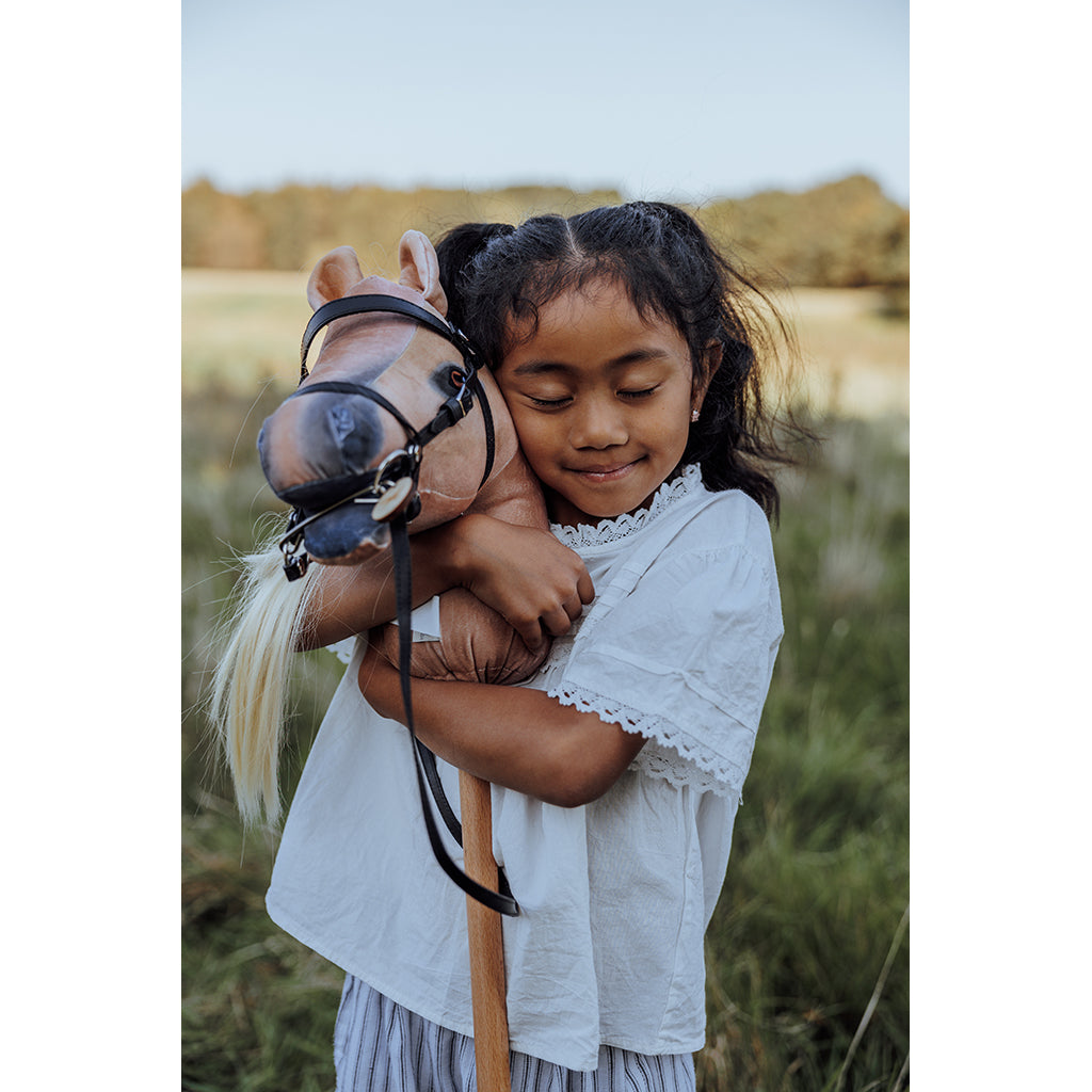 By Astrup Hobby Horse, Spirit – Blond