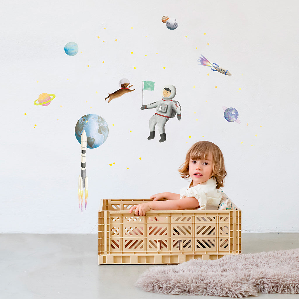 Mimi lou Wallsticker, Space