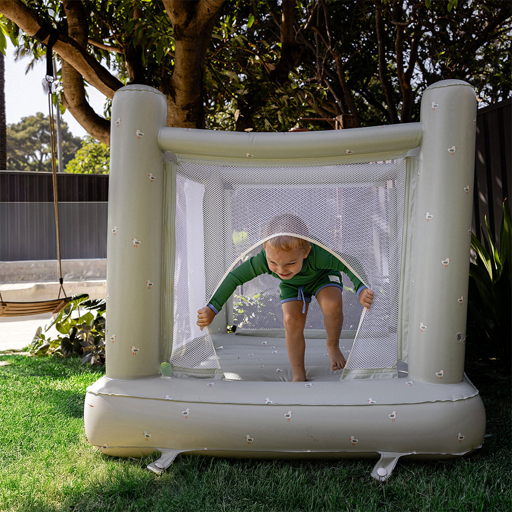 Sunnylife Inflatable Bouncy Castle, Ages 3-6 - Sammy the Seagull