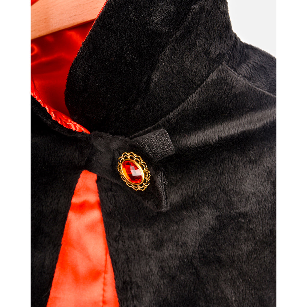 Den Goda Fen Costume, Vampire Cape - Ages 4-8 Years