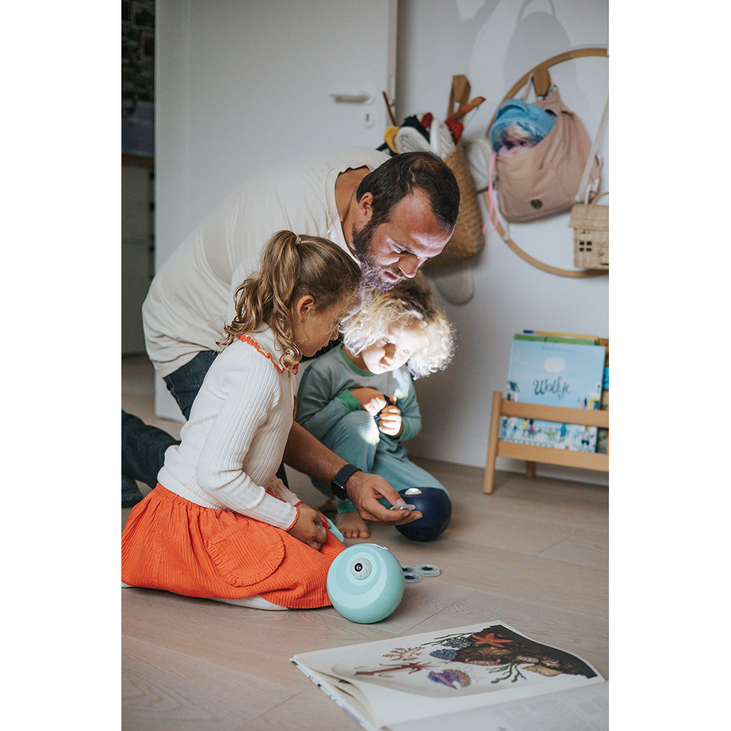 Kidystar, Rotating Image Projector - Ocean/Sea Theme