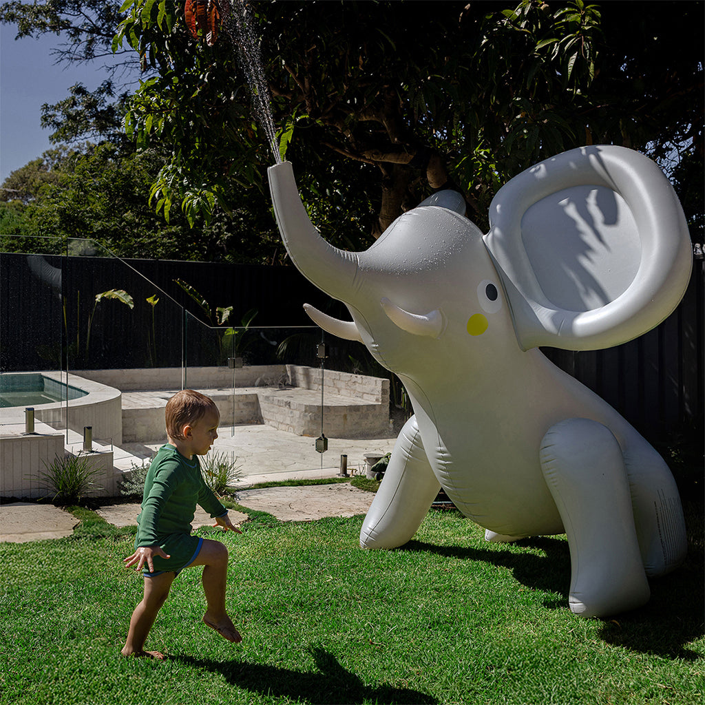 Sunnylife Giant Inflatable Sprinkler, Eli the Elephant