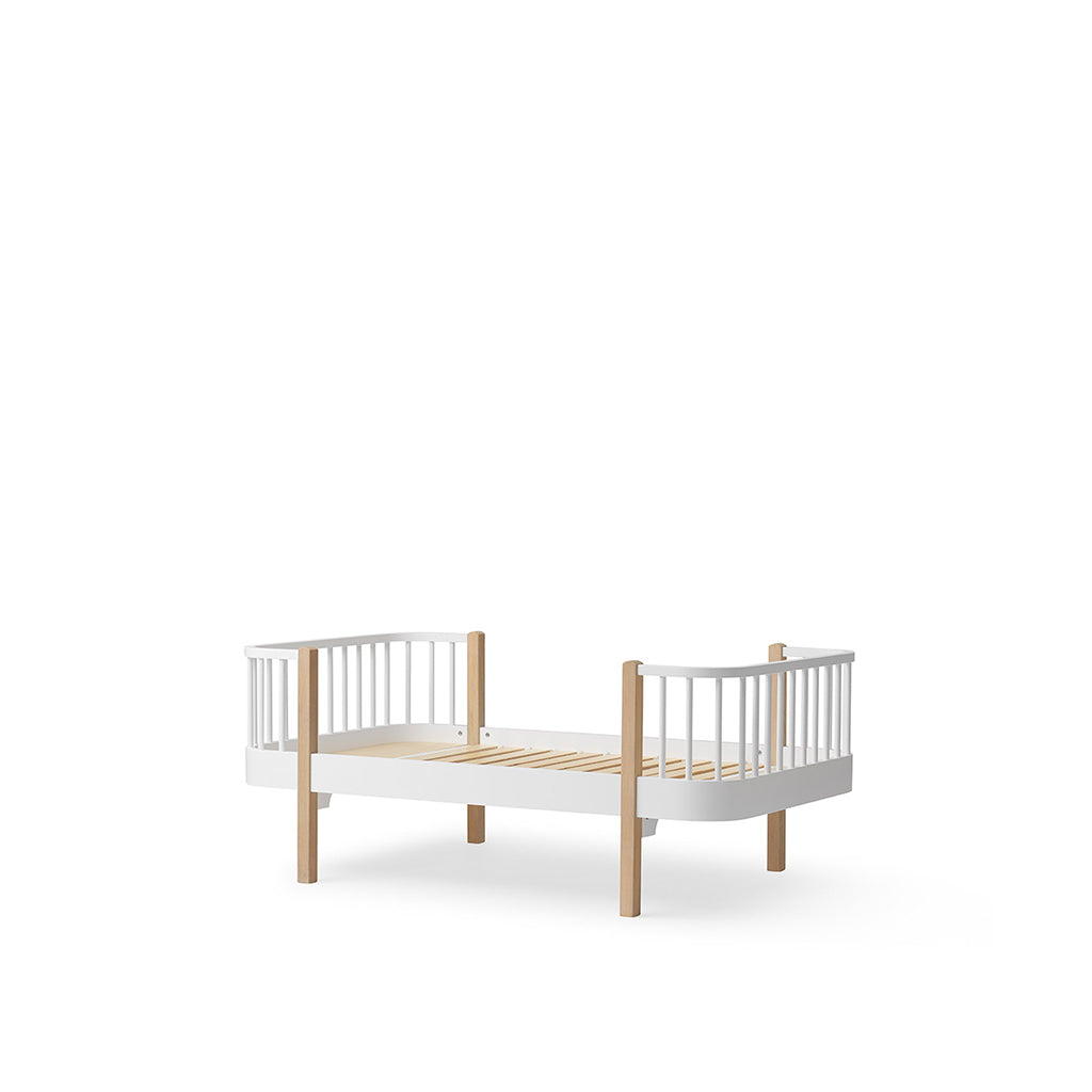 Oliver Furniture, Wood Original, Junior Bed - White/Oak