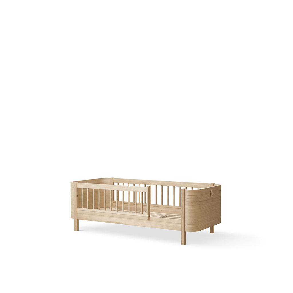 Oliver Furniture, Wood Mini+ Junior Bed – Oak