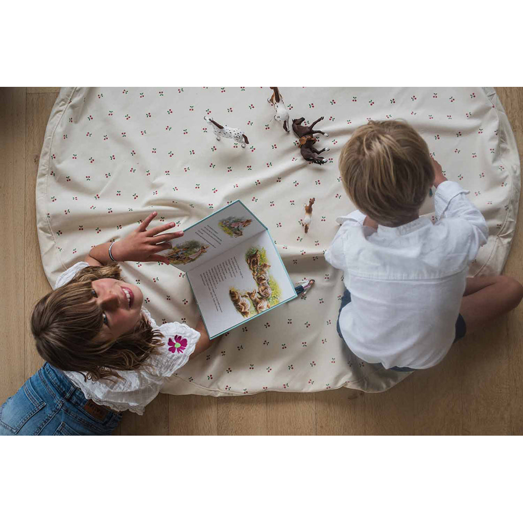 Play&Go 2-in-1 Playmat, Cherry Cherry