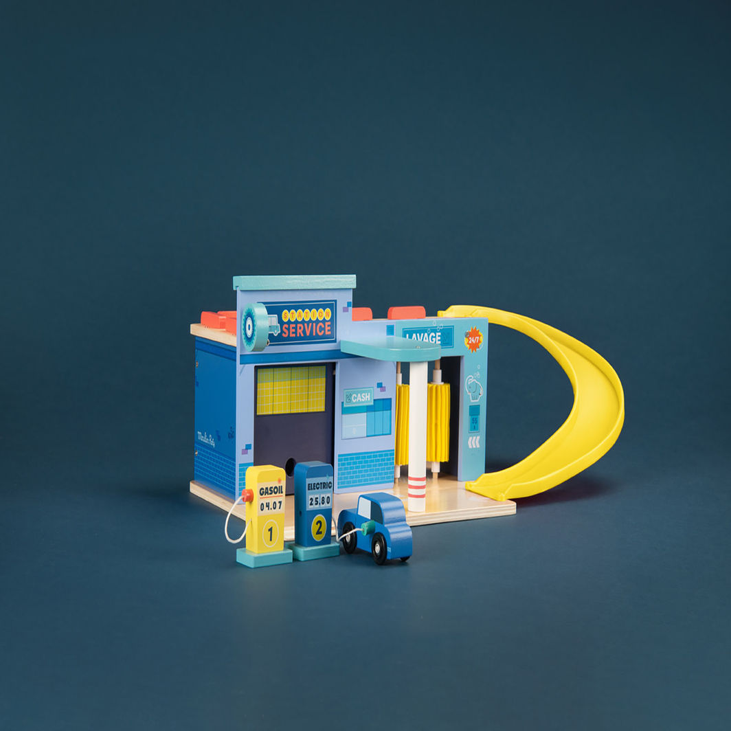 Moulin Roty Gas Station Playset, Avenue du Moulin