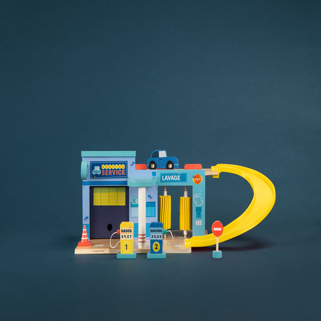 Moulin Roty Gas Station Playset, Avenue du Moulin