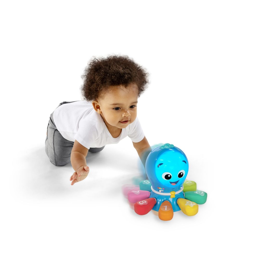 BABY Einstein 4-in-1 Crawl & Chase Pal, Go Opus Go™