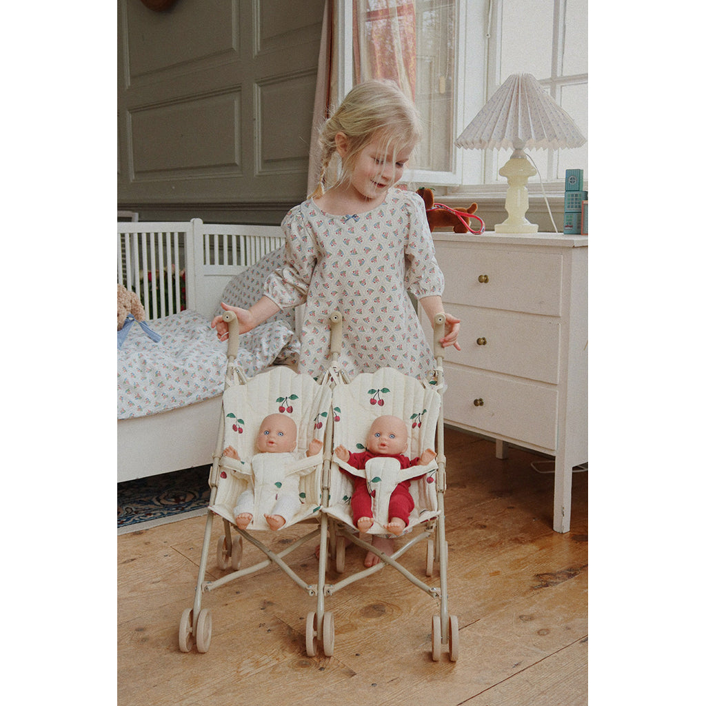 Konges Sløjd Twin Doll Stroller, Ma grande cerise