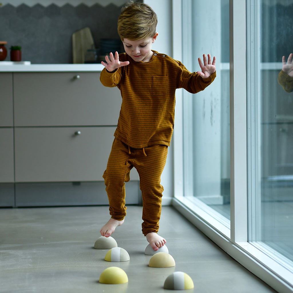 bObles Tumbling Stones, Set of 6 - Honey