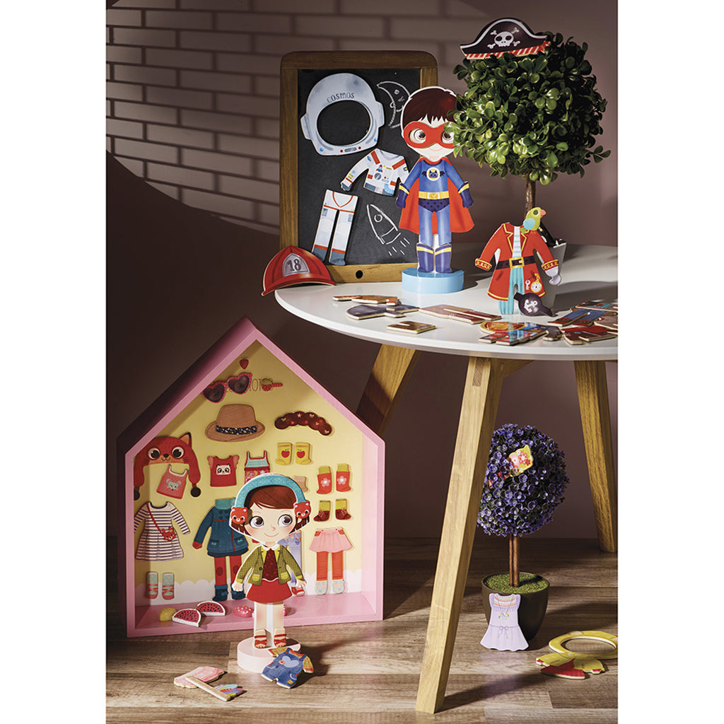 Vilac Magnetic Dress-Up Doll