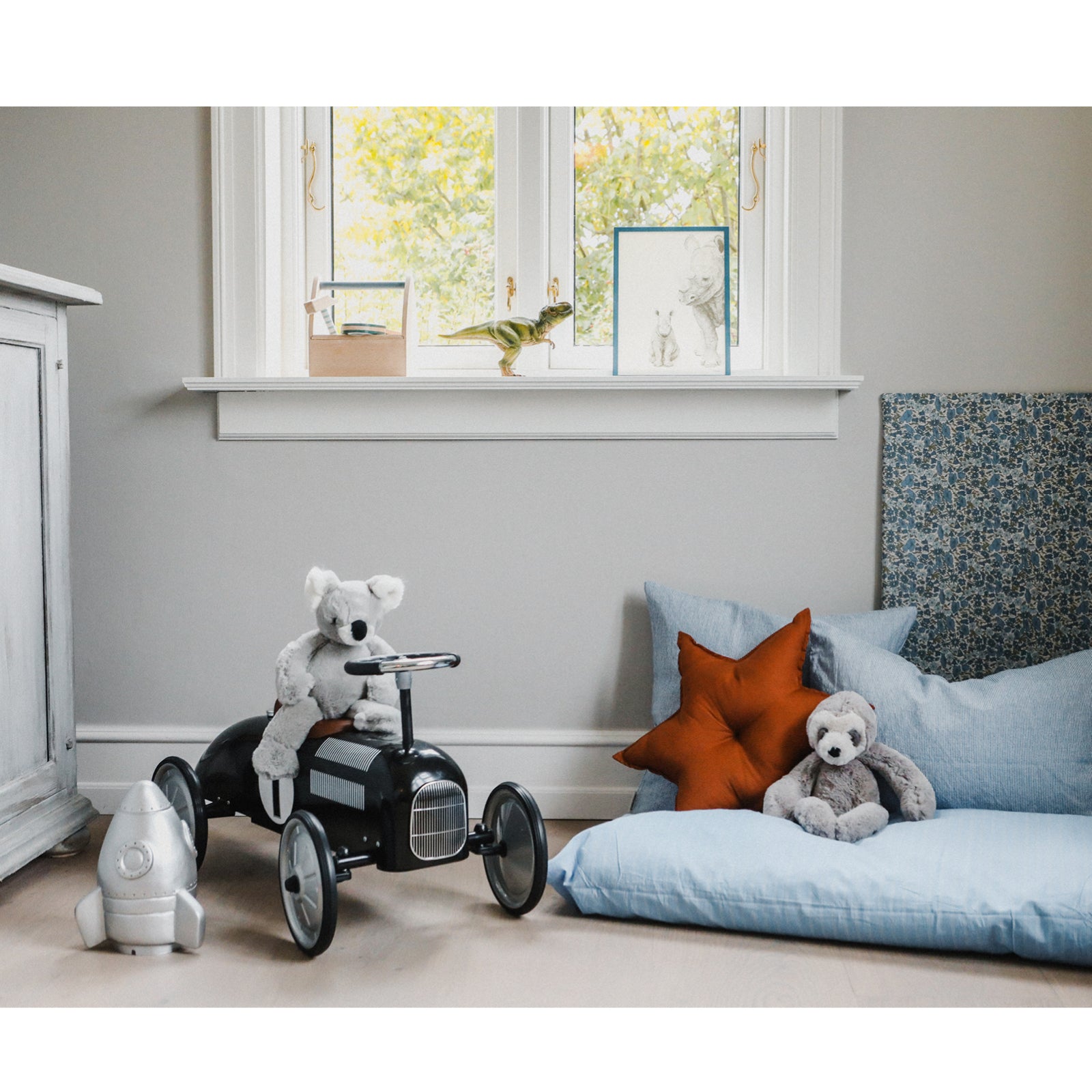 Goki Metal Ride-On Car, Black