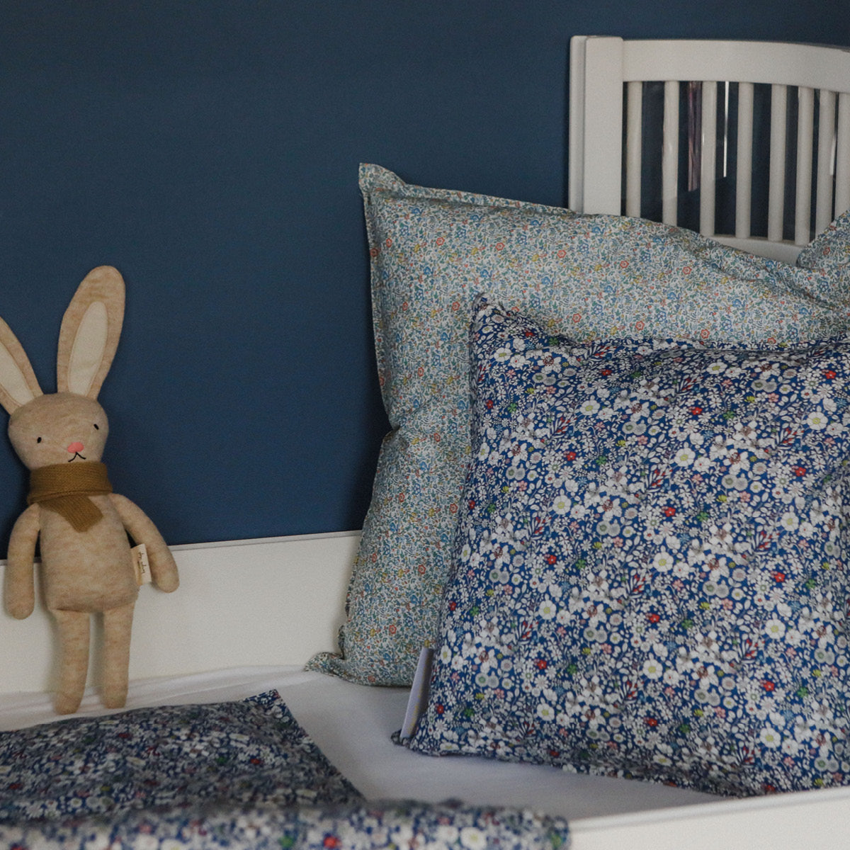 Lirum Larum Leg Mini, Liberty pillow, 50 x 50 cm - Alexander