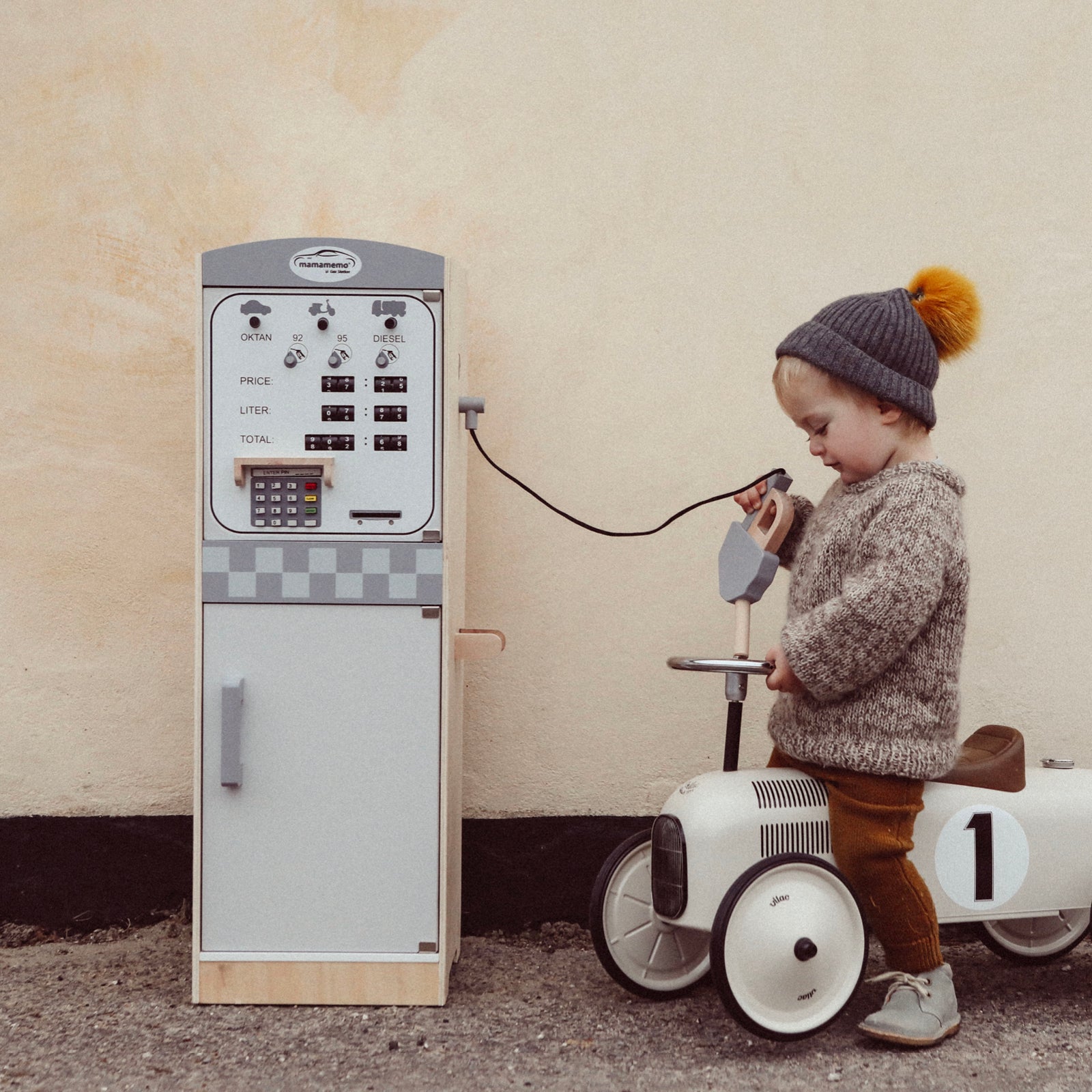 Vilac Ride-On Car in Metal, Off-White