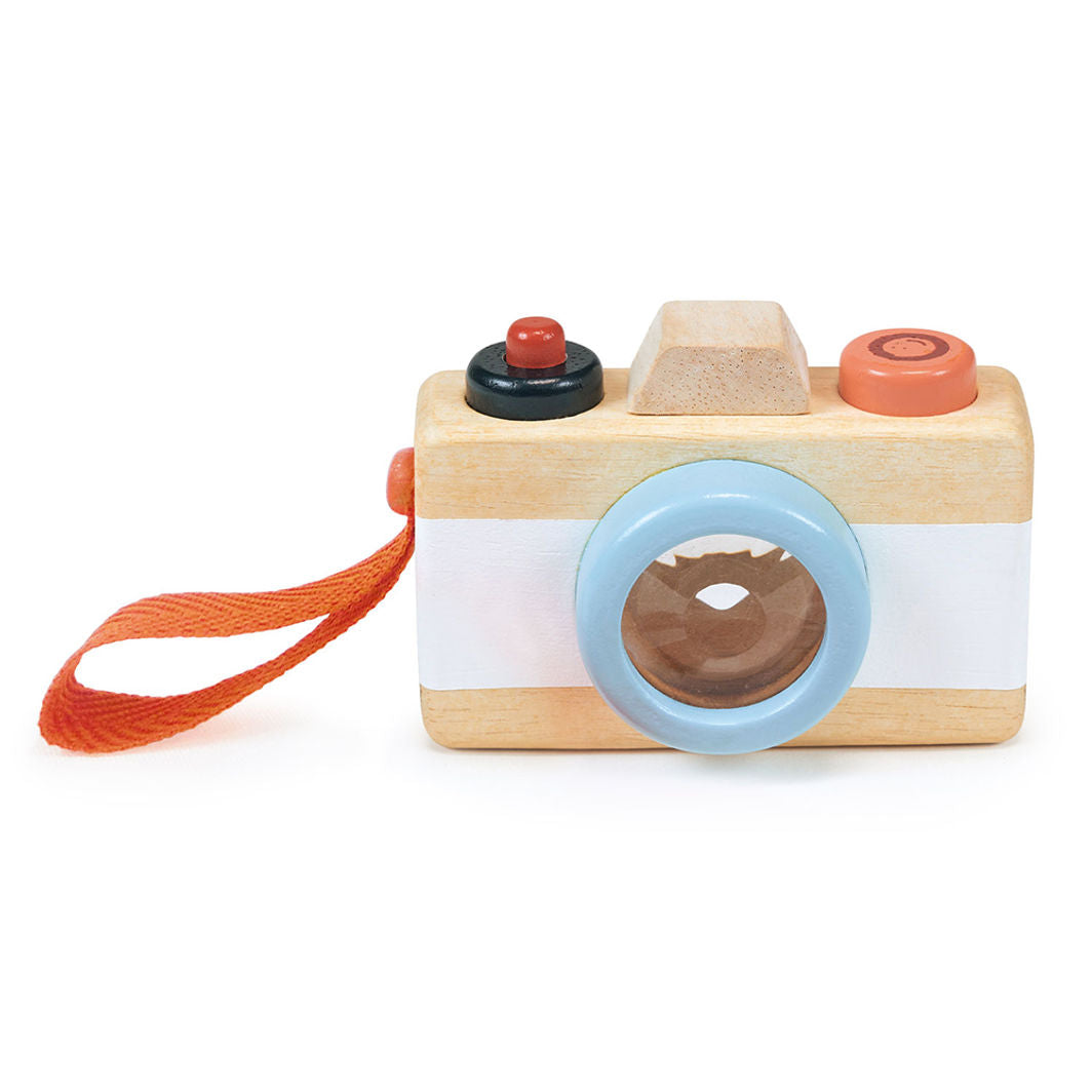 Mentari, Wooden Camera