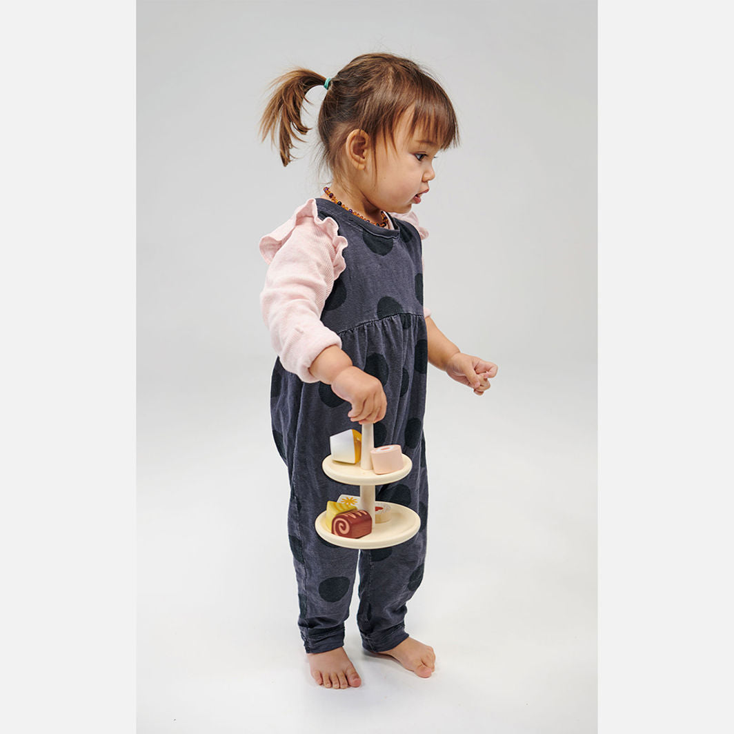 Mentari, Wooden Play Food – Cake Stand with Cakes