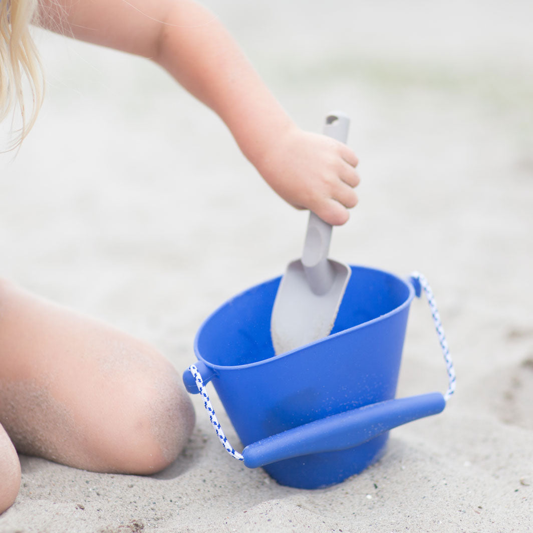 Scrunch Sand Toy Shovel - Dusty Rose