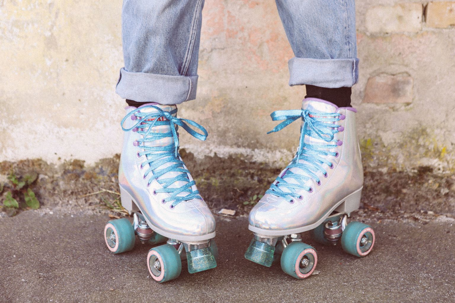 På hjul gennem sommeren – rulleskøjter til børn