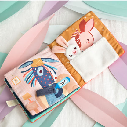 Lilliputiens Activity Book, Stella, Where is the Snuggle Cloth?