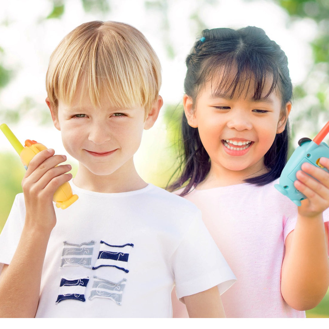 B Toys, Walkie Talkie Set - Lolo &amp; Woofer Walkie-Talkies