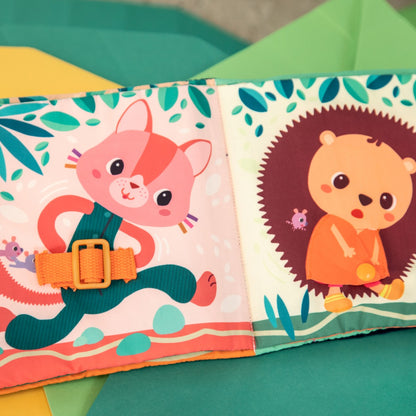 Lilliputiens Activity Book, Jules - Learn to Dress Up