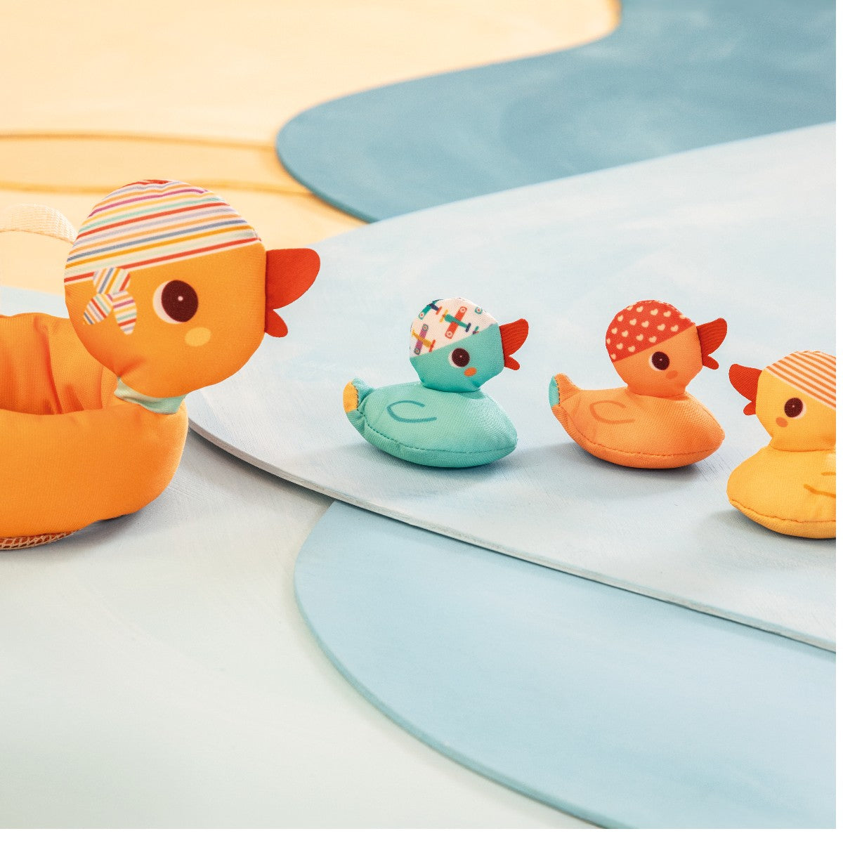 Lilliputiens Bath Toy, Mother Duck and Ducklings