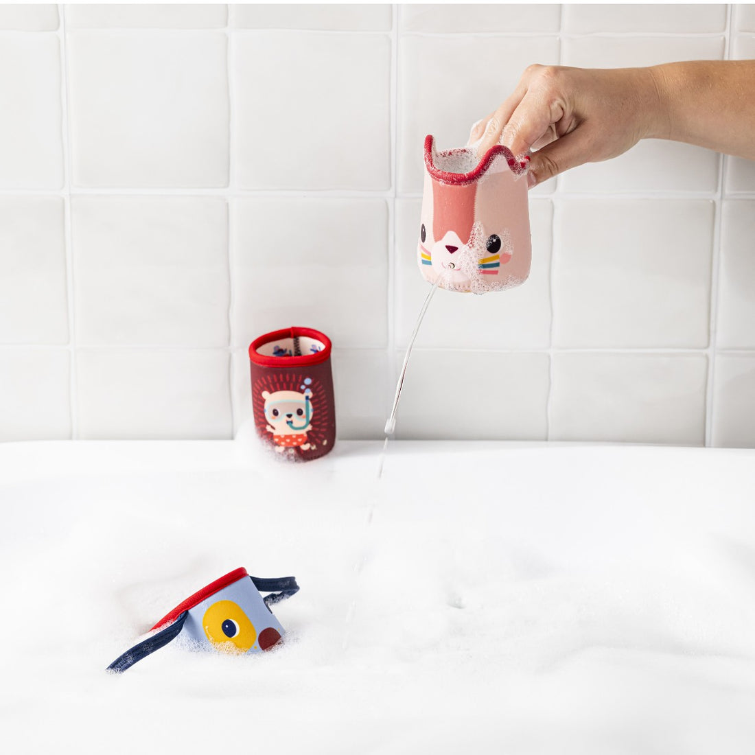 Lilliputiens Bath Toy, Jules Pouring Set
