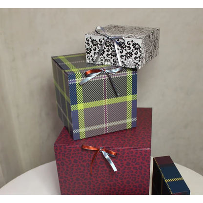 Daisy Boxes, Large Art Deco Box – Tartan Lilac