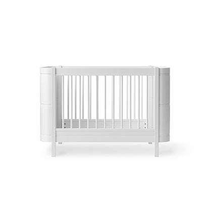 Oliver Furniture, Wood Mini+ Crib Including Junior Kit – White
