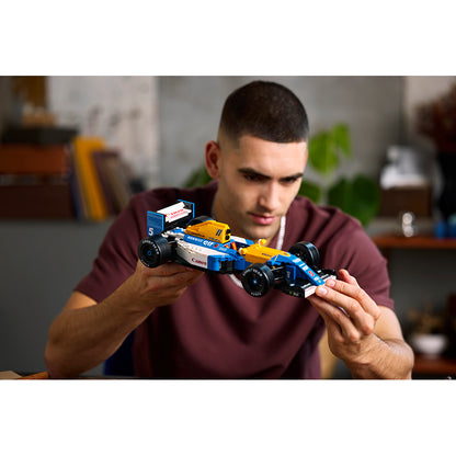 LEGO® Icons, Williams Racing FW14B and Nigel Mansell