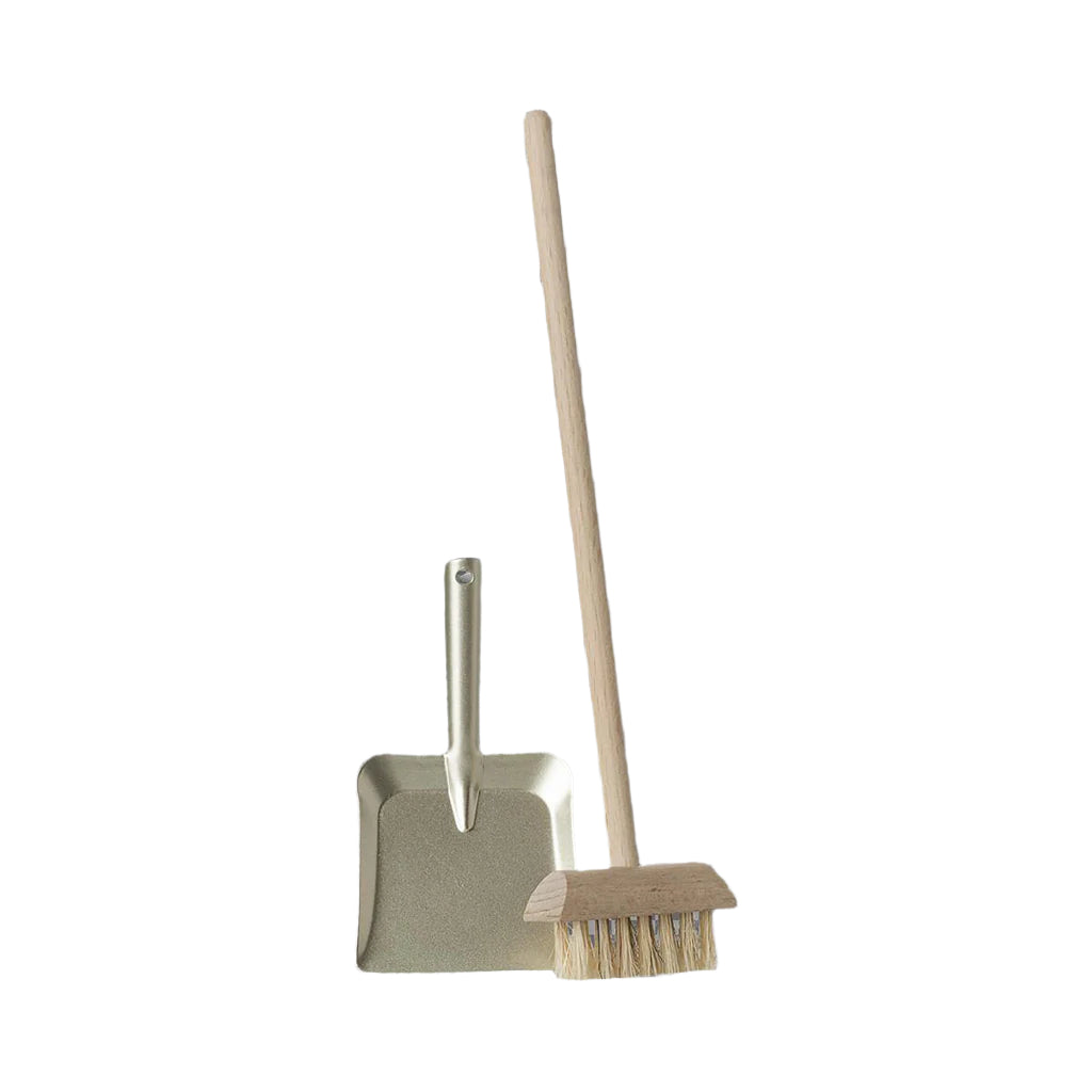 Maileg Doll Accessories for Mice, Miniature - Sweeping Set