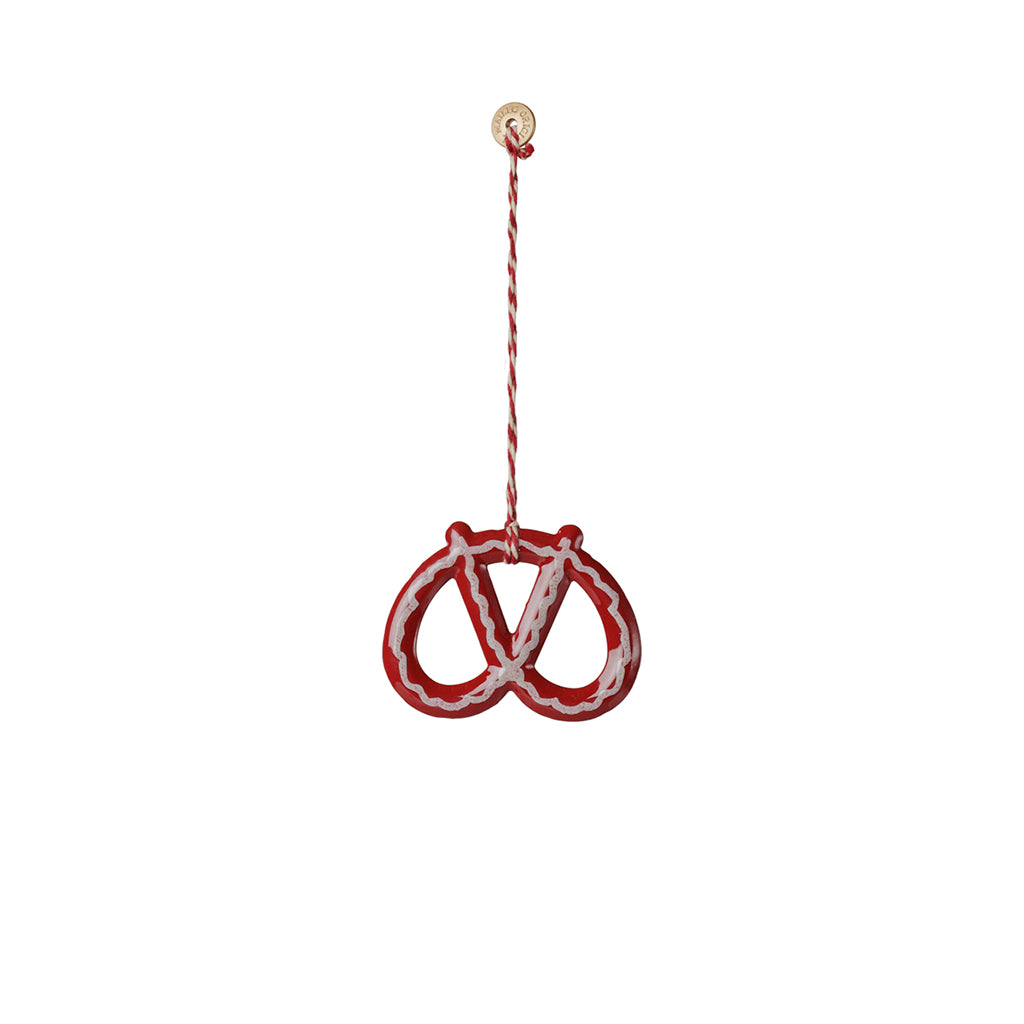 Maileg Christmas Ornament, Gift Box with Metal Hanger – Peter’s Christmas, Red/Blue