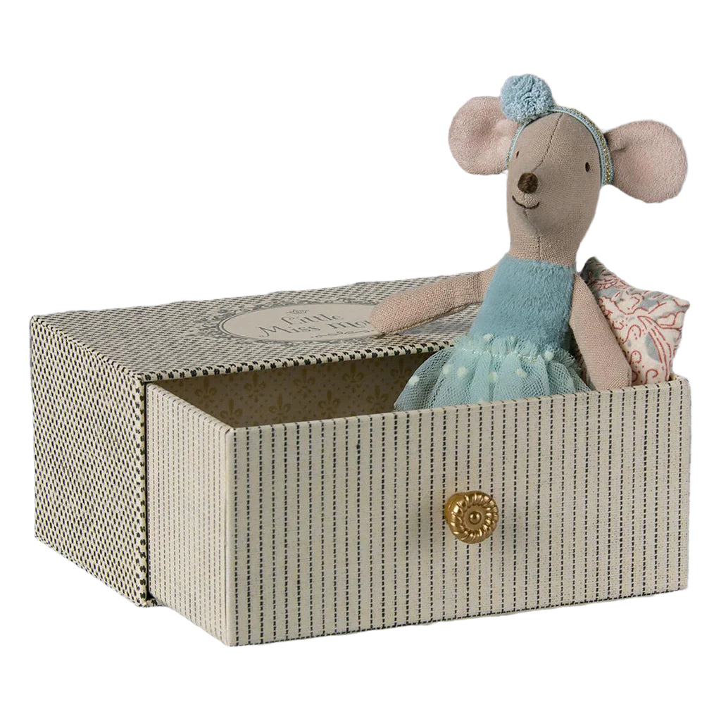 Maileg Dancing Mouse in Daybed, Little Sister