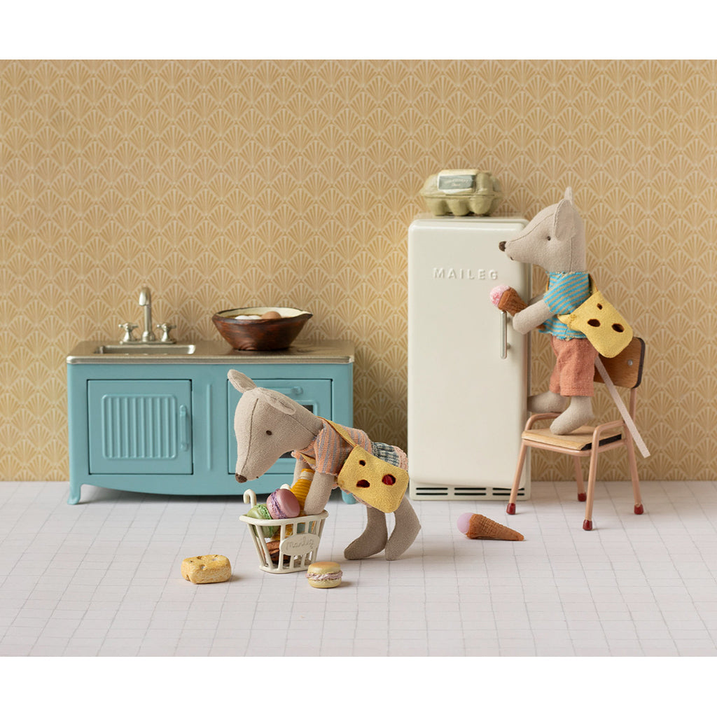 Maileg Doll Clothes for Little Sister Mouse, Clothes and Bag