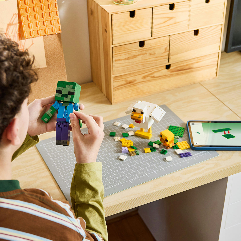 LEGO® Minecraft® Chicken Jockey