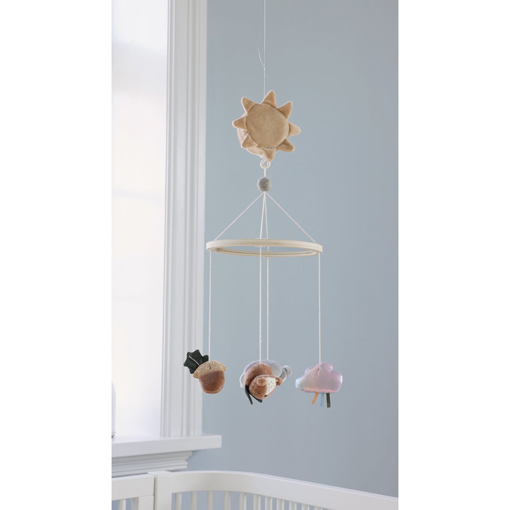 Sebra Music and Mirror Mobile, Woodland