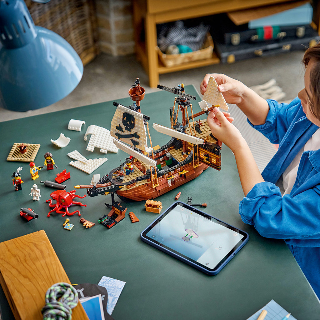 LEGO® Creator 3-in-1 Iconic Pirate Ship